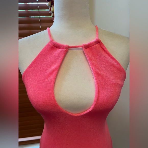 Hot Pink Bodycon Dress by Copper Closet - Picture 4 of 10